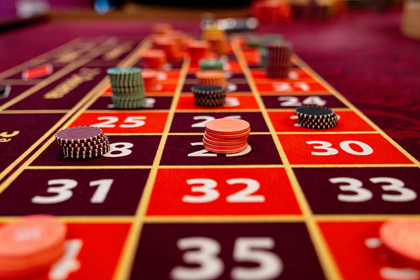 direkturtoto slot live dealer studio with multilingual chat feature and player interaction