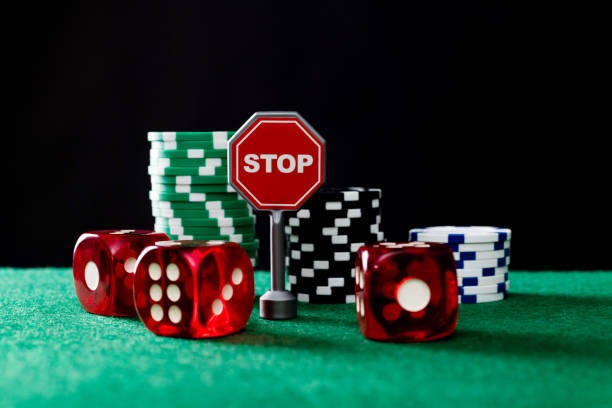 direkturtoto slot mobile interface showing live game results and archive history