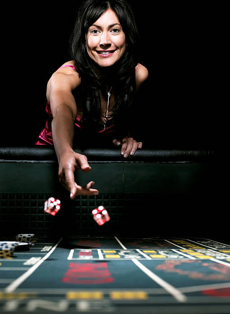 direkturtoto slot live blackjack table with dealer and player interface